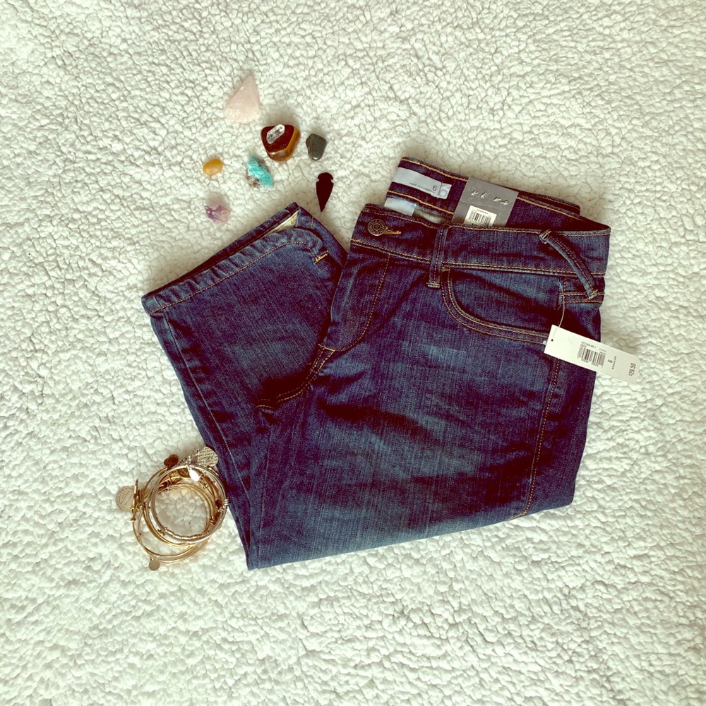 Oldnavy The Diva crop low rise stretch jean size 6